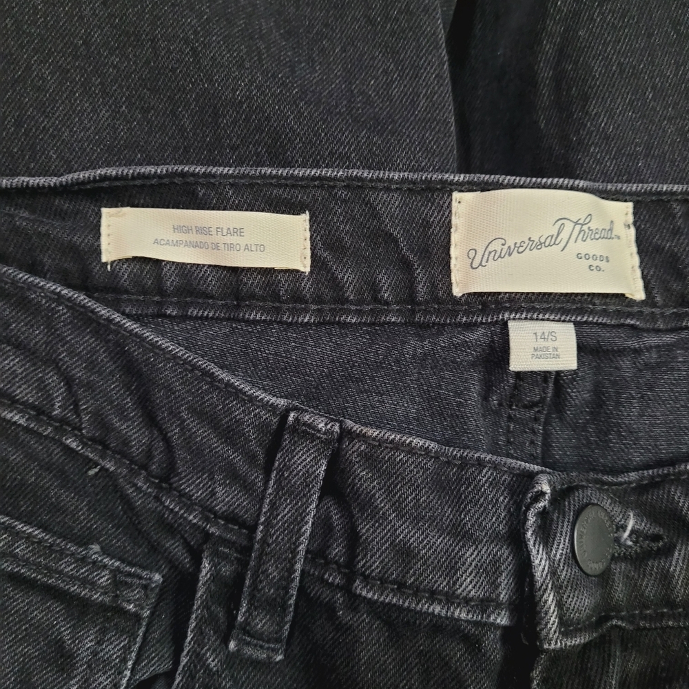 Universal Thread Black High Rise Stretch Wide Leg Flare Jeans Size 14 Short - Picture 3 of 6